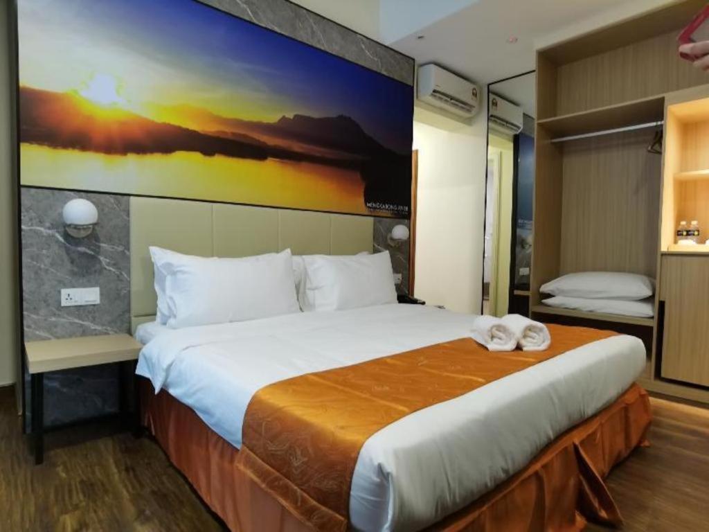 Kingston Hotel Кота-Кинабалу Экстерьер фото
